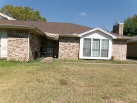 2409 Ventura Dr in Arlington, TX - Building Photo