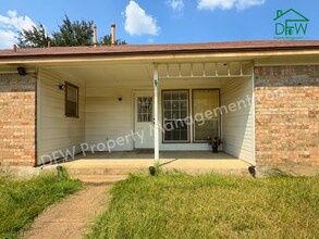 920 N Bryan-Belt Line Rd in Mesquite, TX - Building Photo - Building Photo