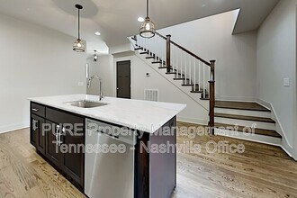 634B Vernon Ave in Nashville, TN - Building Photo - Building Photo