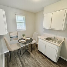 1198 N Evergreen St in Memphis, TN - Building Photo - Building Photo