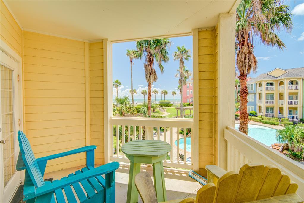 7000 Seawall Blvd in Galveston, TX - Building Photo