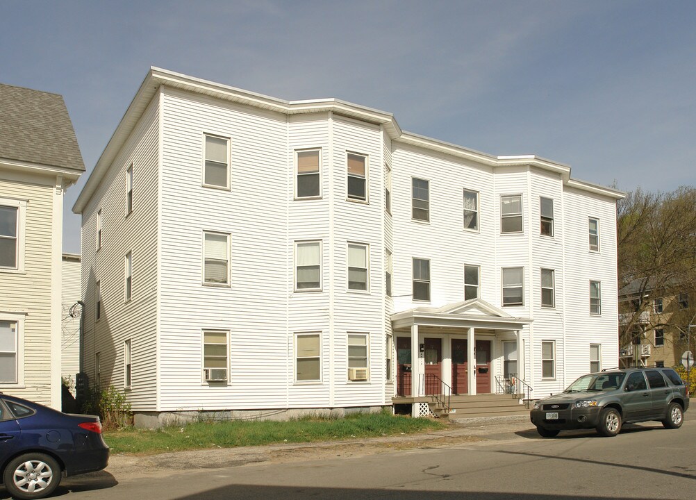 50-54 Dubuque St in Manchester, NH - Foto de edificio