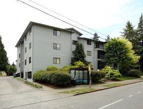 Parkview Apartments in Seattle, WA - Building Photo - Building Photo