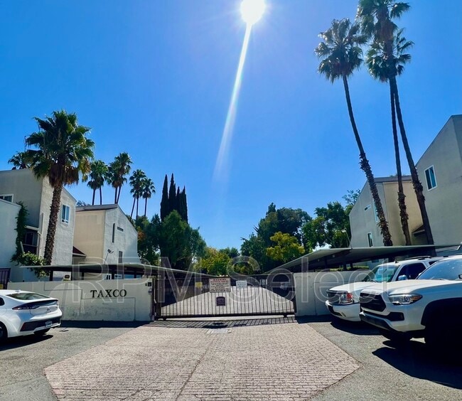 property at 2200 Laguna Cir