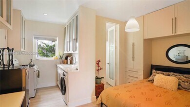 439 15th St, Unit 14 in Miami Beach, FL - Building Photo - Building Photo