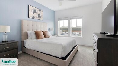 12525 Tibbets Ln, Unit 2404 in Jacksonville, FL - Foto de edificio - Building Photo