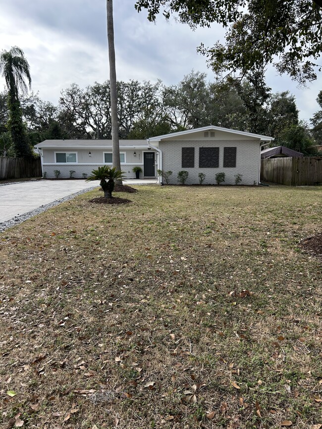 property at 311 Live Oak Ave