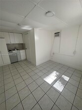 1956 Lincoln St in Hollywood, FL - Building Photo - Building Photo