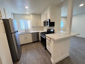 3722 S Canfield Ave in Los Angeles, CA - Building Photo - Building Photo