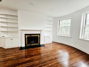 141 Beaconsfield Rd, Unit 55 in Brookline, MA - Building Photo - Building Photo