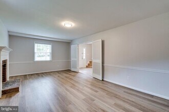 9808 Brixton Ln in Bethesda, MD - Building Photo - Building Photo