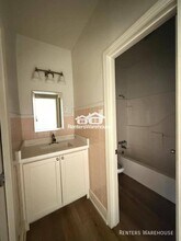 201 Drennan St in Houston, TX - Building Photo - Building Photo
