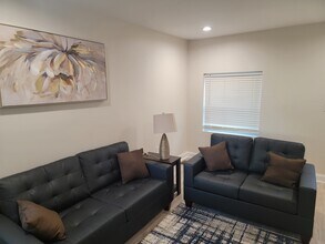 401 S Ann St in Baltimore, MD - Building Photo - Building Photo