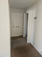 19646 Fleetwood Dr in Harper Woods, MI - Building Photo - Building Photo