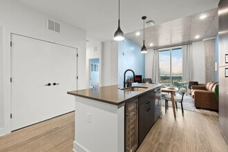 605 N 12th St in Tampa, FL - Building Photo - Building Photo