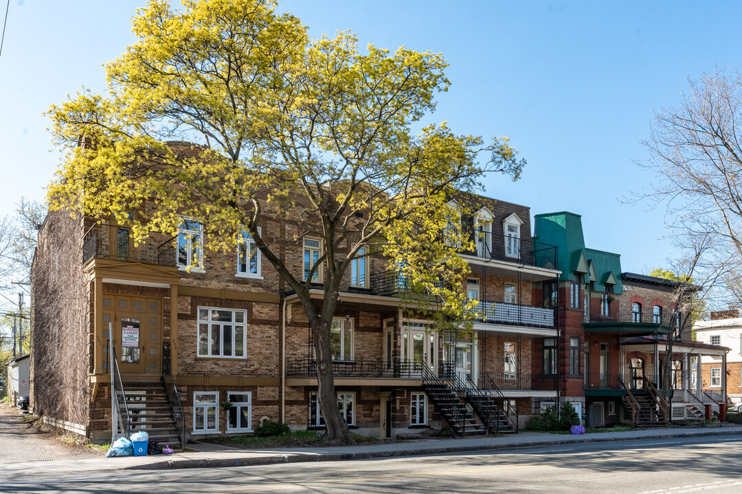 331 René-Lévesque Boul O in Québec, QC - Building Photo