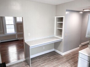 596 S 19th St in Newark, NJ - Foto de edificio - Building Photo