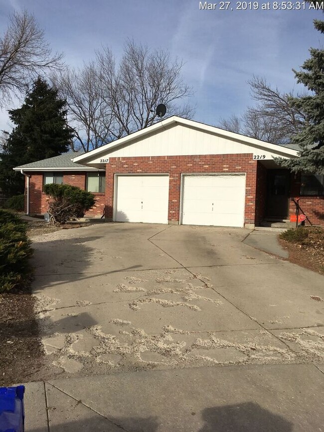 2217 Bismarck Ct