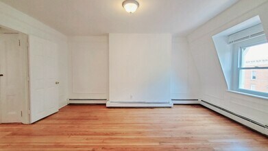 63 Prospect St, Unit 3 in Jersey City, NJ - Foto de edificio - Building Photo