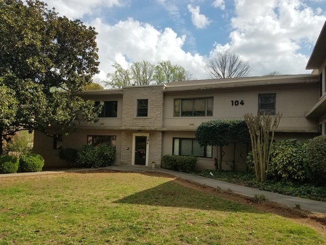 104 Ardmore Pl NW, Unit 4 in Atlanta, GA - Building Photo - Building Photo