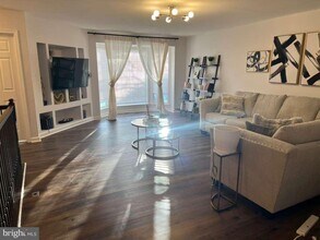 3650 Marcey Creek Rd in Laurel, MD - Building Photo - Building Photo