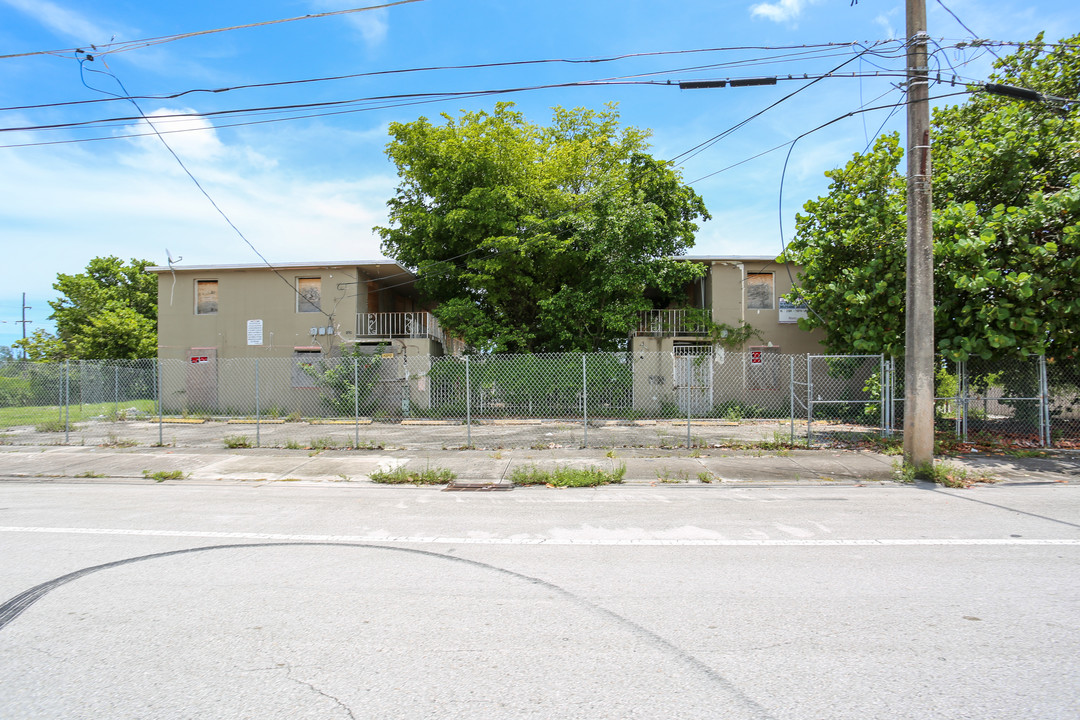 1900 Ali Baba in Opa Locka, FL - Building Photo