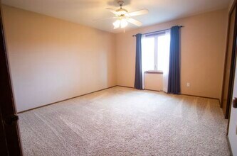 1115 Sioux Dr in Crown Point, IN - Building Photo - Building Photo
