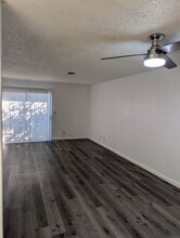 1046 W 21st St in Merced, CA - Building Photo - Building Photo