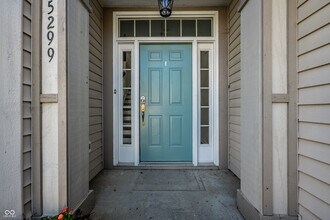 5299 Breakers Way in Carmel, IN - Building Photo - Building Photo