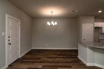744 Wheatfield Dr in Venus, TX - Building Photo - Building Photo