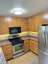 408 Village Ln in Boise, ID - Building Photo - Building Photo