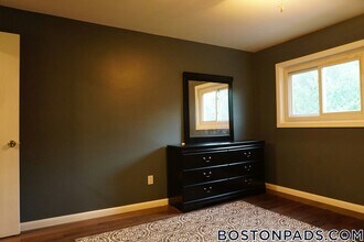5455 N Main St in Fall River, MA - Building Photo - Building Photo