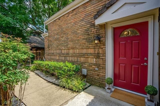 property at 17084 Knots Landing
