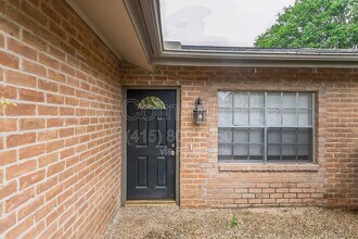 4702 N Cashel Cir in Houston, TX - Building Photo - Building Photo