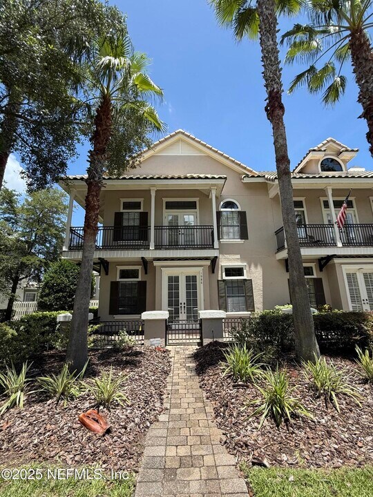 1986 N Loop Pkwy in St. Augustine, FL - Building Photo