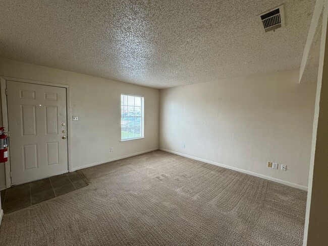 1006 Eastside Dr-Unit -Apt A in Killeen, TX - Building Photo - Building Photo