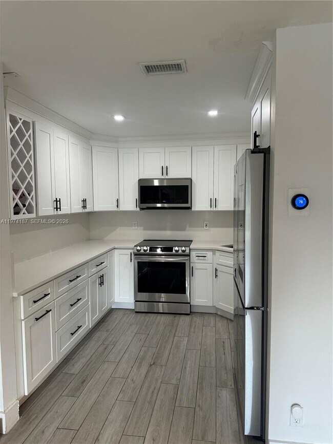 3418 NW 47th Ave in Coconut Creek, FL - Building Photo - Building Photo