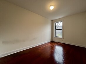 101 Audubon Ave in New York, NY - Building Photo - Building Photo
