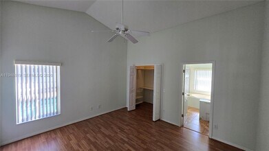 180 Laurel Ridge Pass in Davenport, FL - Building Photo - Building Photo