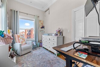 9 Stillman St, Unit 10 in Boston, MA - Foto de edificio - Building Photo