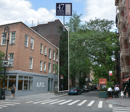 47 Perry St in New York, NY - Building Photo - Building Photo