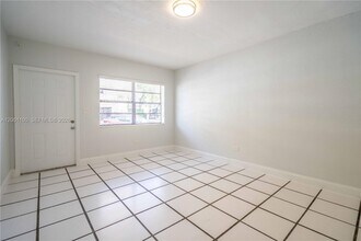 400-481 81st St in Miami Beach, FL - Building Photo - Building Photo