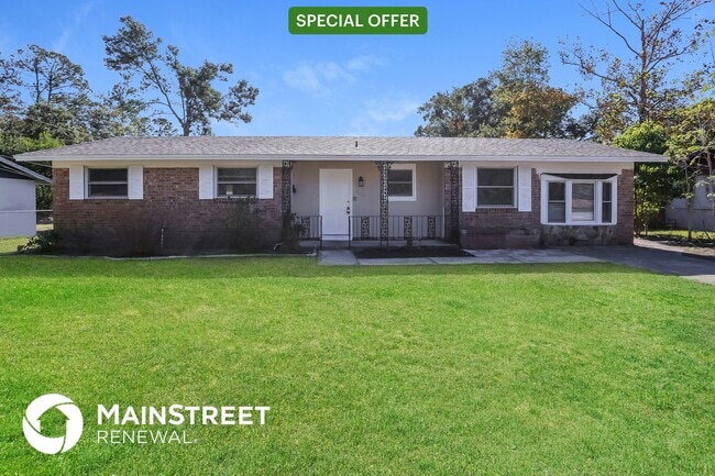 property at 7912 Dalehurst Dr S