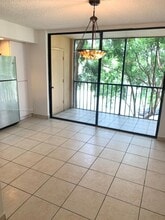 8520 SW 133rd Avenue Rd, Unit 302 in Miami, FL - Building Photo - Building Photo