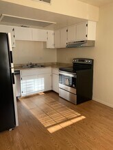 1011 Meadowlark Ct SE in Rio Rancho, NM - Building Photo - Building Photo