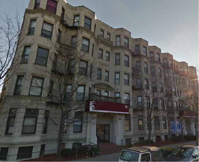 1254 Commonwealth Ave, Unit 5 in Boston, MA - Building Photo - Building Photo