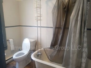 206 W Railroad St in Pottsville, PA - Building Photo - Building Photo