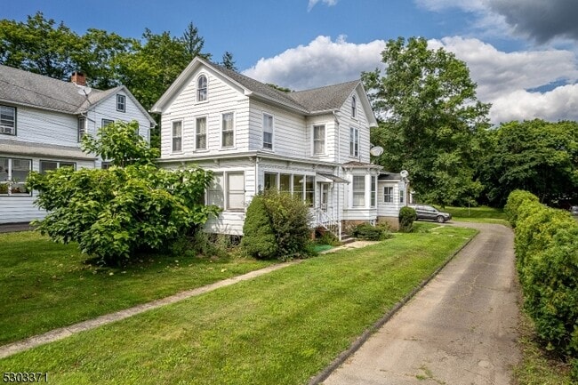 property at 26 Schooleys Mountain Rd