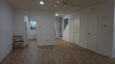 5000 Milwee St in Houston, TX - Building Photo - Building Photo