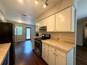 3515 Westchester Ave in Austin, TX - Building Photo - Building Photo